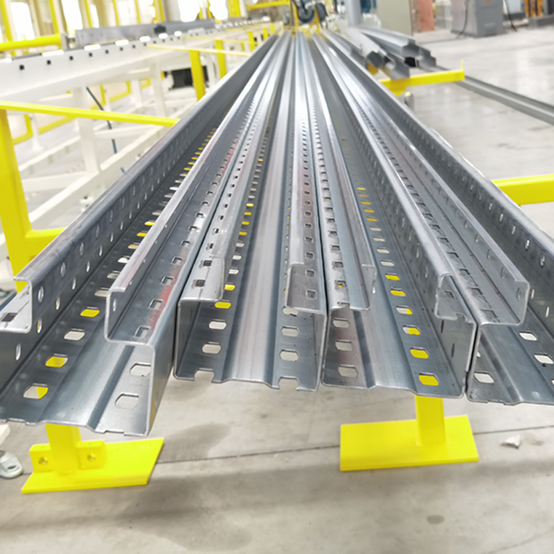 Máquina perfiladeira de rack vertical